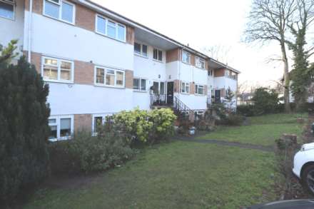 Cedar Court, Totteridge Road