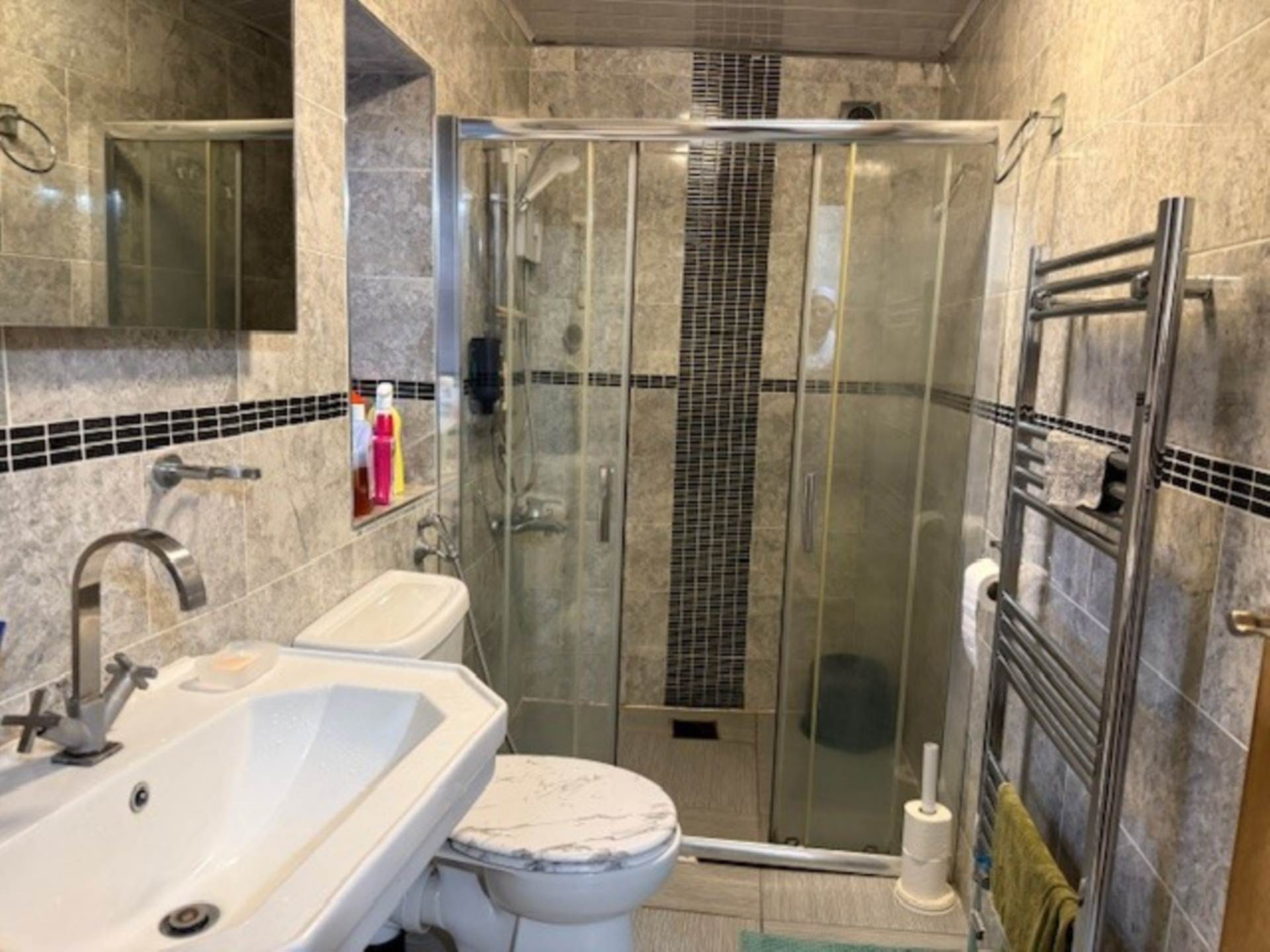 Booker Hill Road, High Wycombe, Image 7