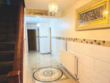 Booker Hill Road, High Wycombe, Image 2