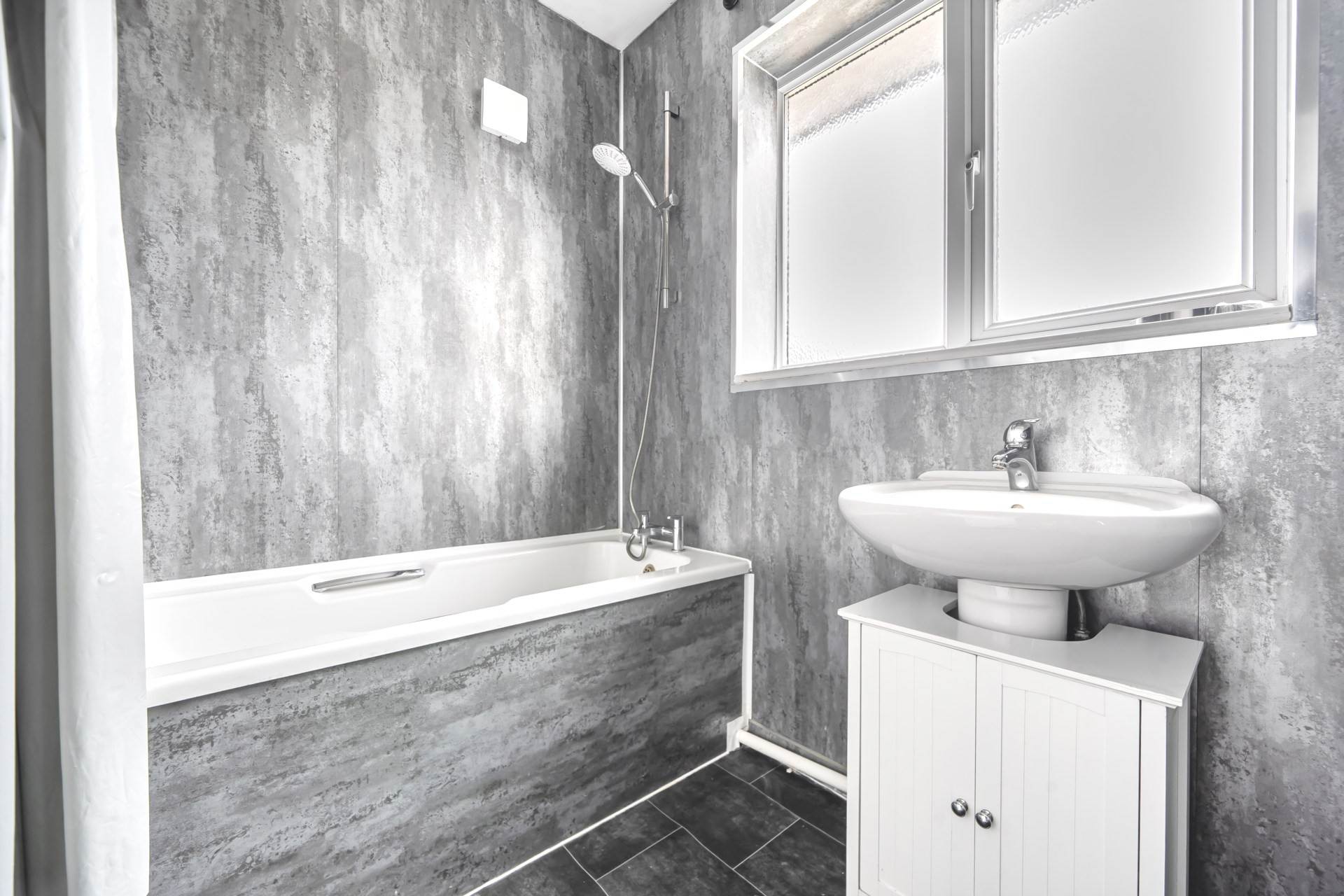 Widdenton View, Lane End, Image 6