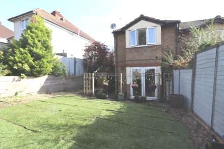 Geralds Court, Geralds Road, Image 1