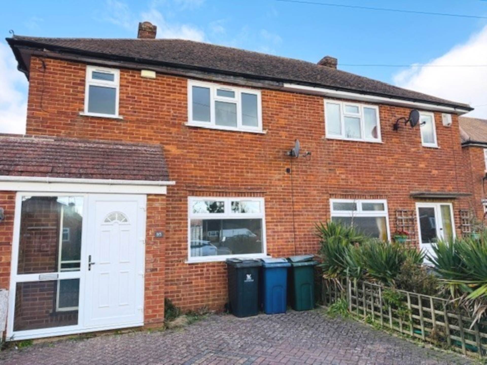 Laburnum Road, High Wycombe, Image 1