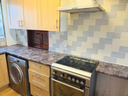 Laburnum Road, High Wycombe, Image 4