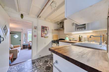 Commonside, High Wycombe, Image 9