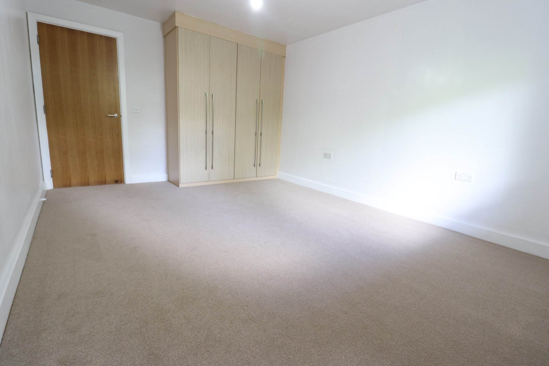 Lindsay Court, High Wycombe, Image 4