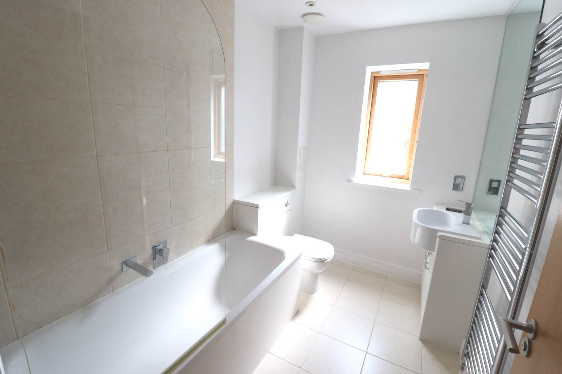 Lindsay Court, High Wycombe, Image 5