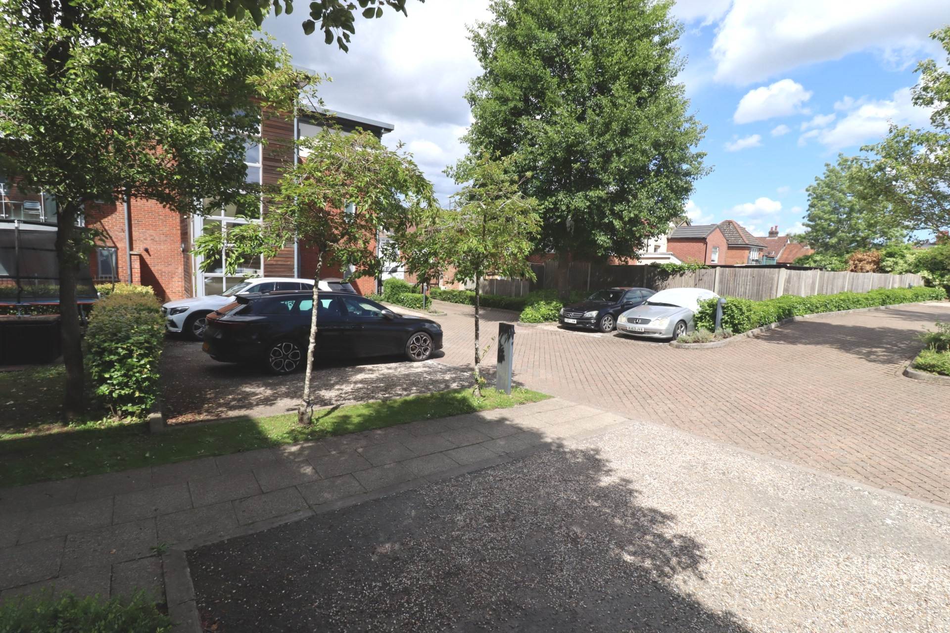 Lindsay Court, High Wycombe, Image 7