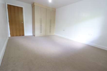Lindsay Court, High Wycombe, Image 4