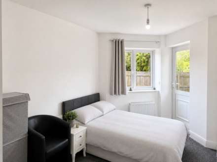 Beaumont Court, High Wycombe, Image 4
