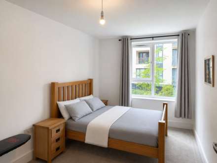 Newland Gate, Lilys Walk, High Wycombe, Image 8