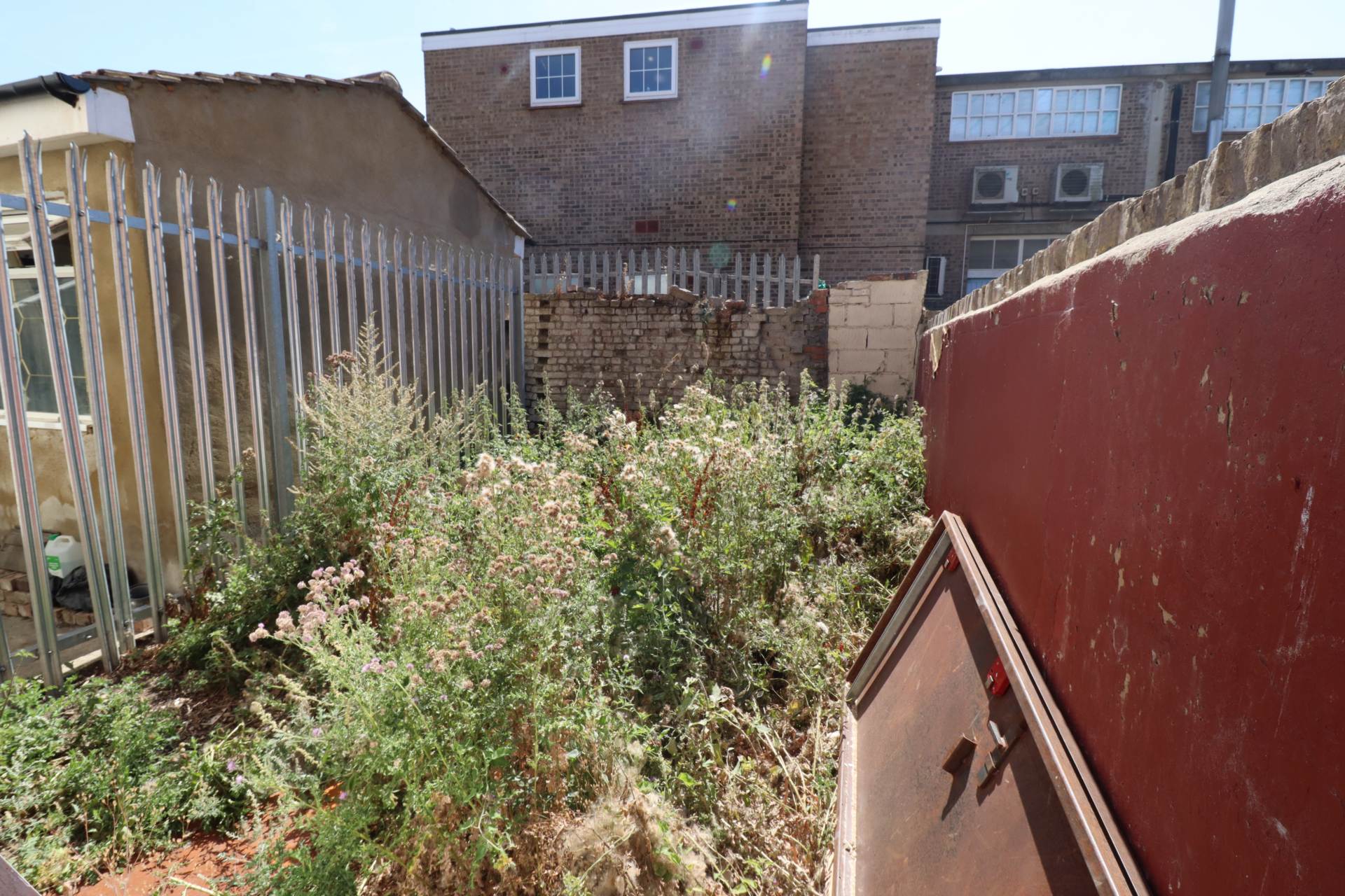 Desborough Road, Image 11