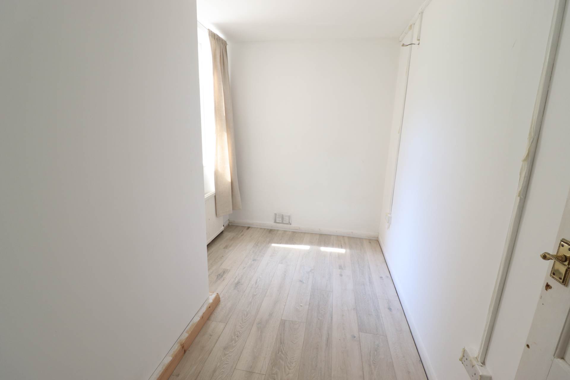 Desborough Road, Image 2