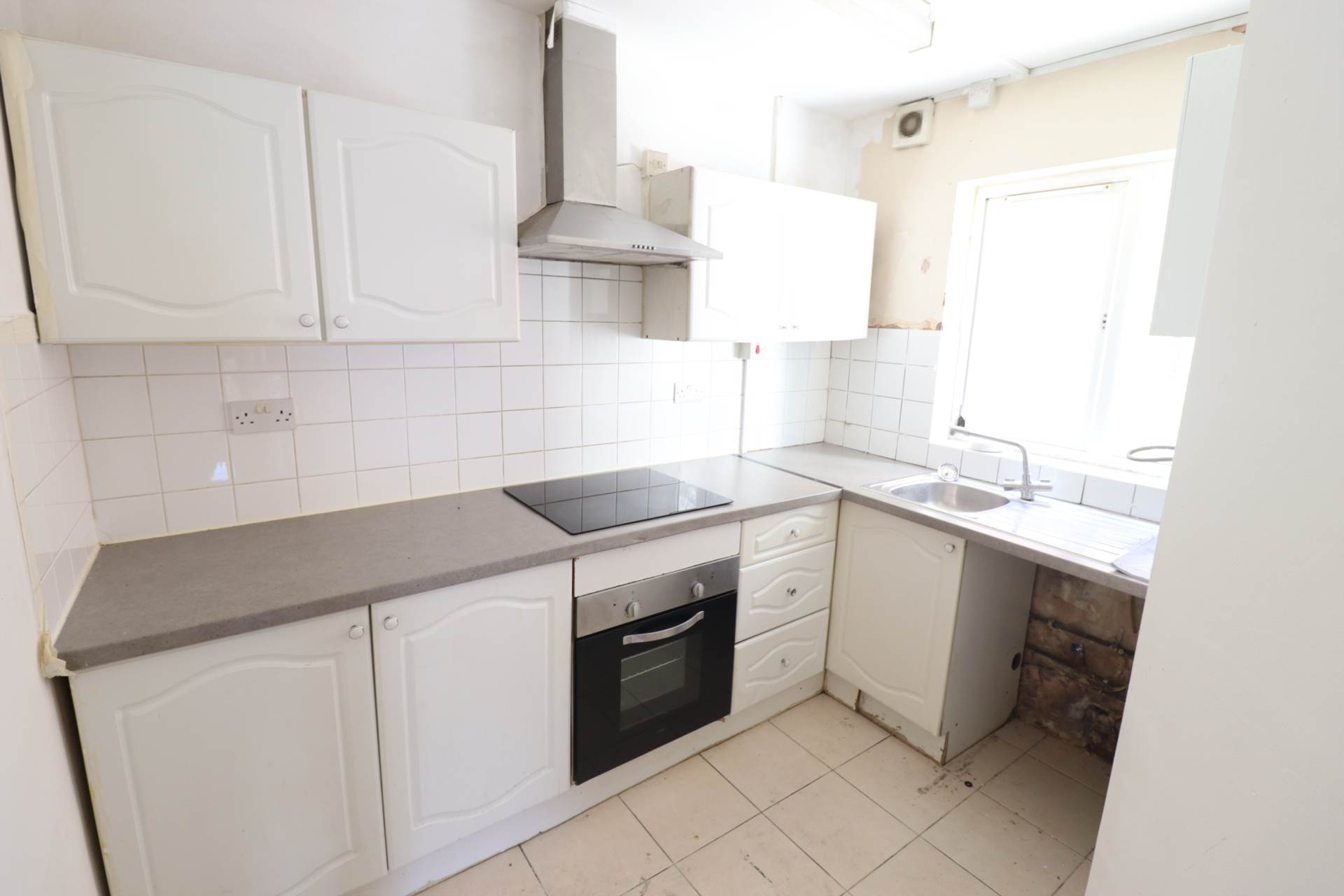 Desborough Road, Image 3