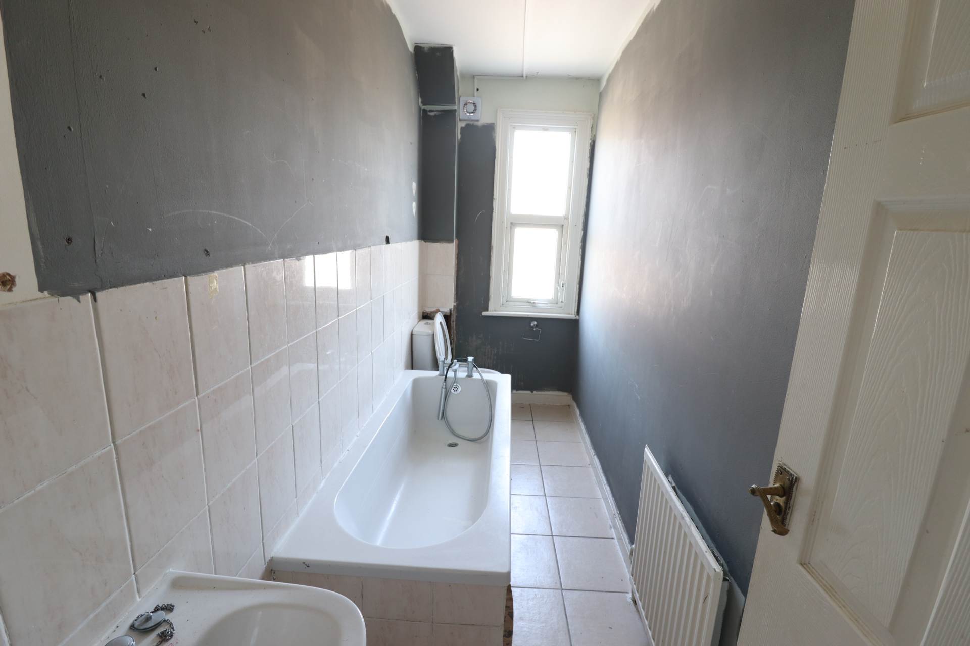 Desborough Road, Image 7