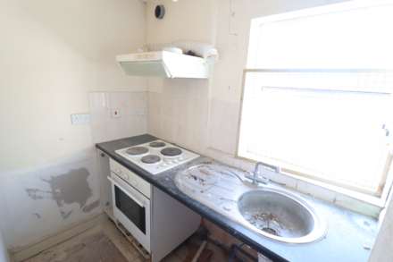 Desborough Road, Image 8