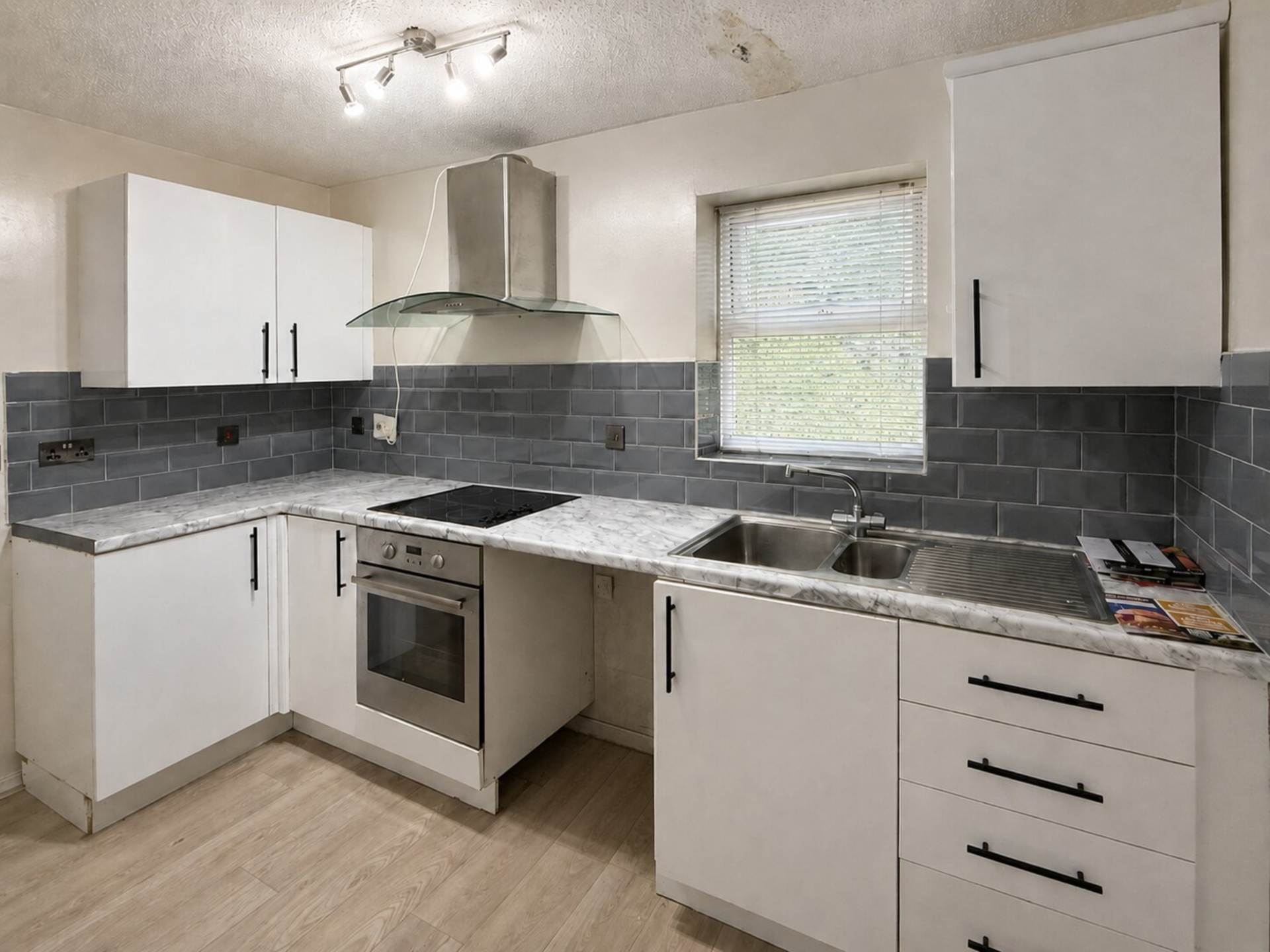 Lower Furney Close, High Wycombe, Image 3