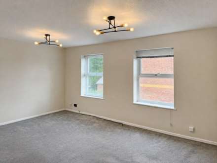 Lower Furney Close, High Wycombe, Image 2