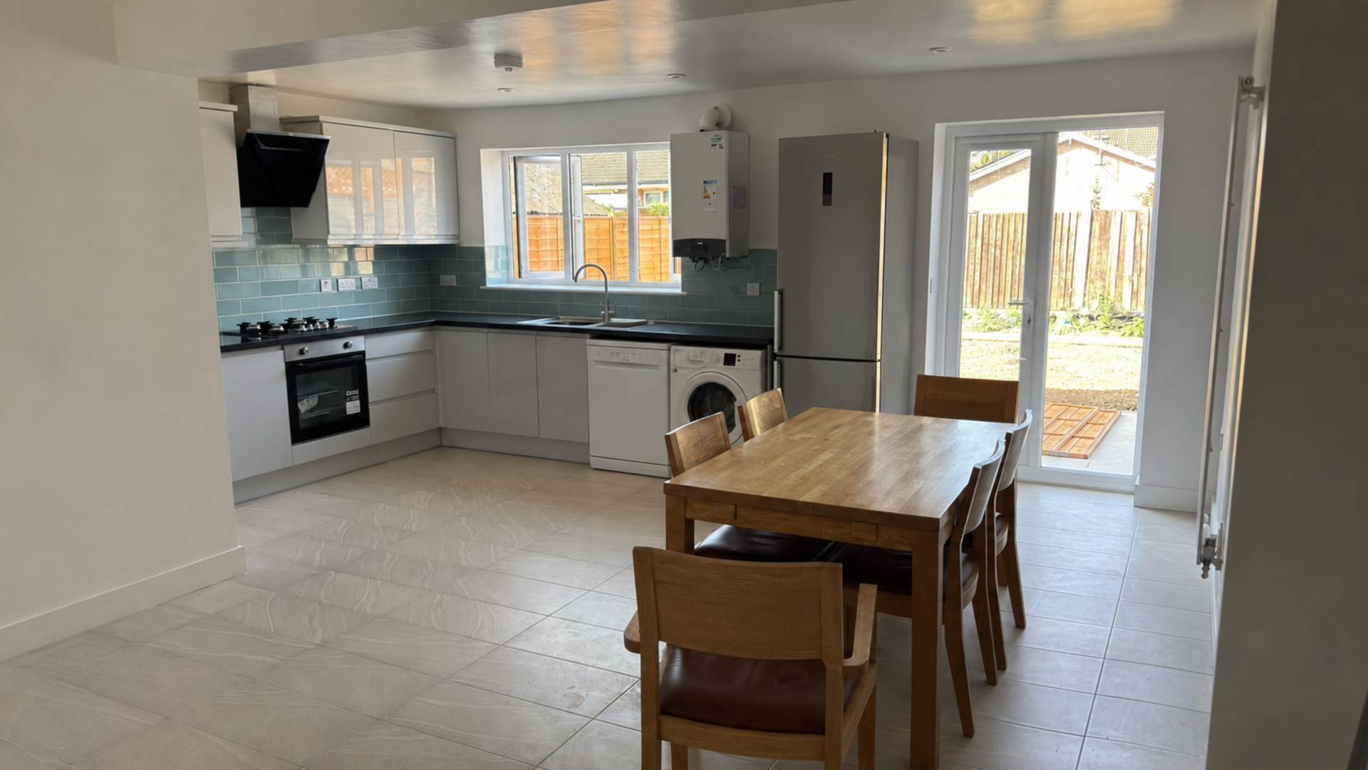 Meadowcroft, Aylesbury, Image 3