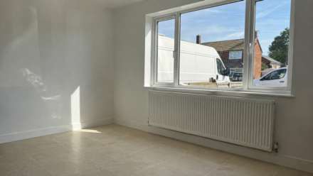 Meadowcroft, Aylesbury, Image 8