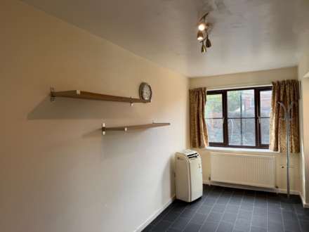 Miersfield, High Wycombe, Image 12