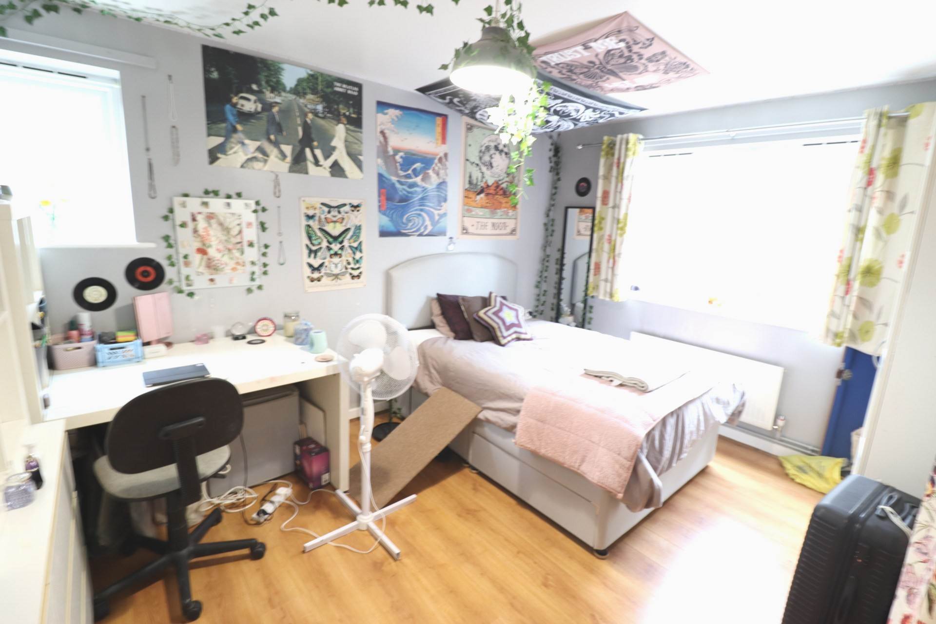 Kibbles Court, St Highes Avenue, Image 4