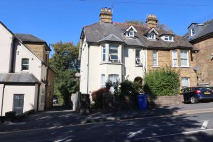 Amerham Hill High Wycombe, Image 1