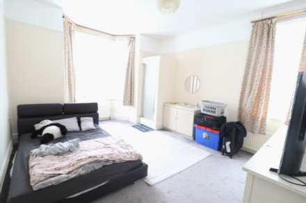 Amerham Hill High Wycombe, Image 5