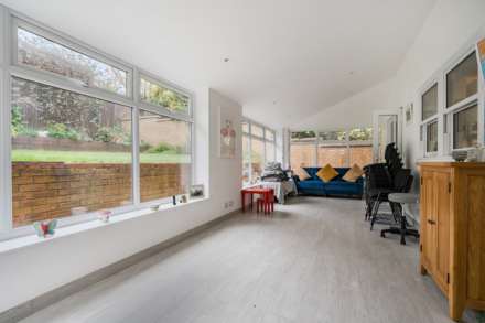 Vicarage Wood Way, Tilehurst, Image 16