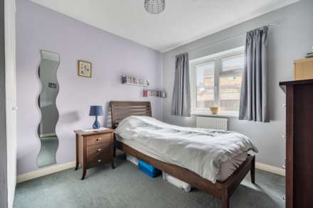 Vicarage Wood Way, Tilehurst, Image 24