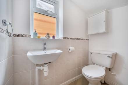 Vicarage Wood Way, Tilehurst, Image 9