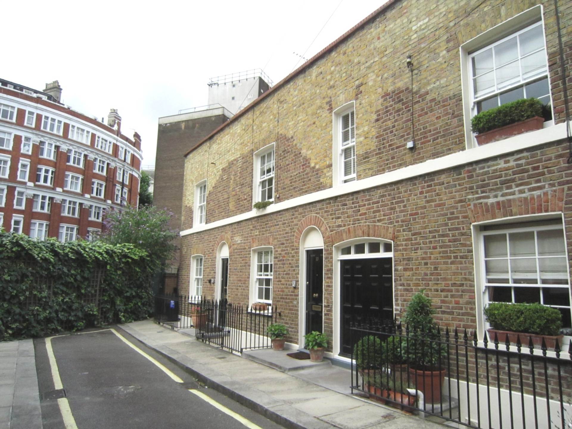 Skinner Place, Belgravia, SW1, Image 3