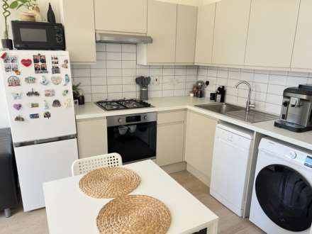Richmond Way, Shepherds Bush, W12, Image 3