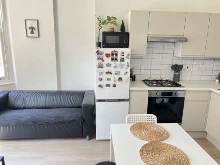 Richmond Way, Shepherds Bush, W12, Image 4