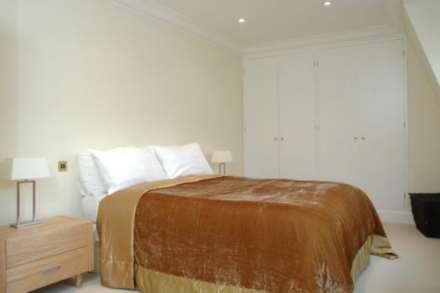 Woods Mews, Mayfair, W1, Image 9