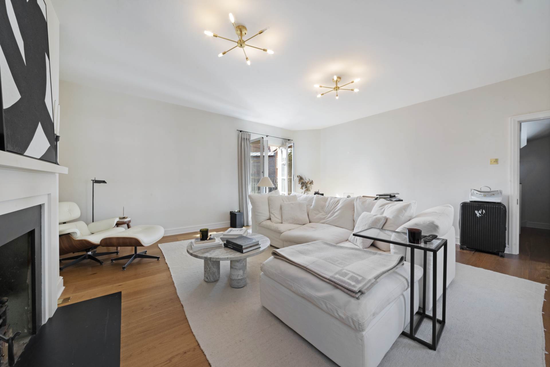 Skinner Place, Belgravia, SW1, Image 1