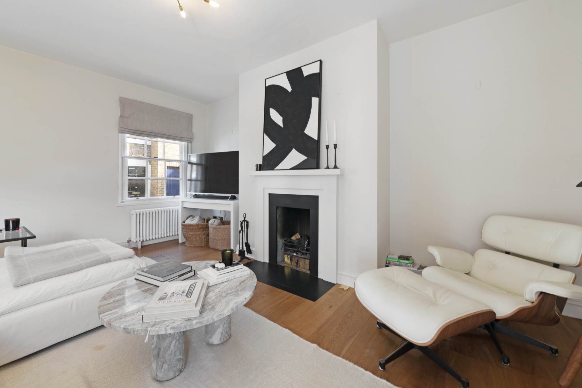 Skinner Place, Belgravia, SW1, Image 2