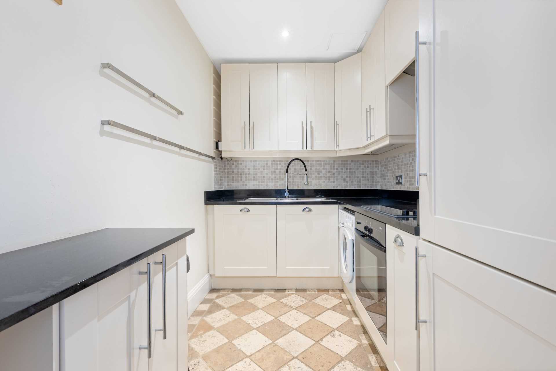 St Georges Square, Pimlico, SW1, Image 5