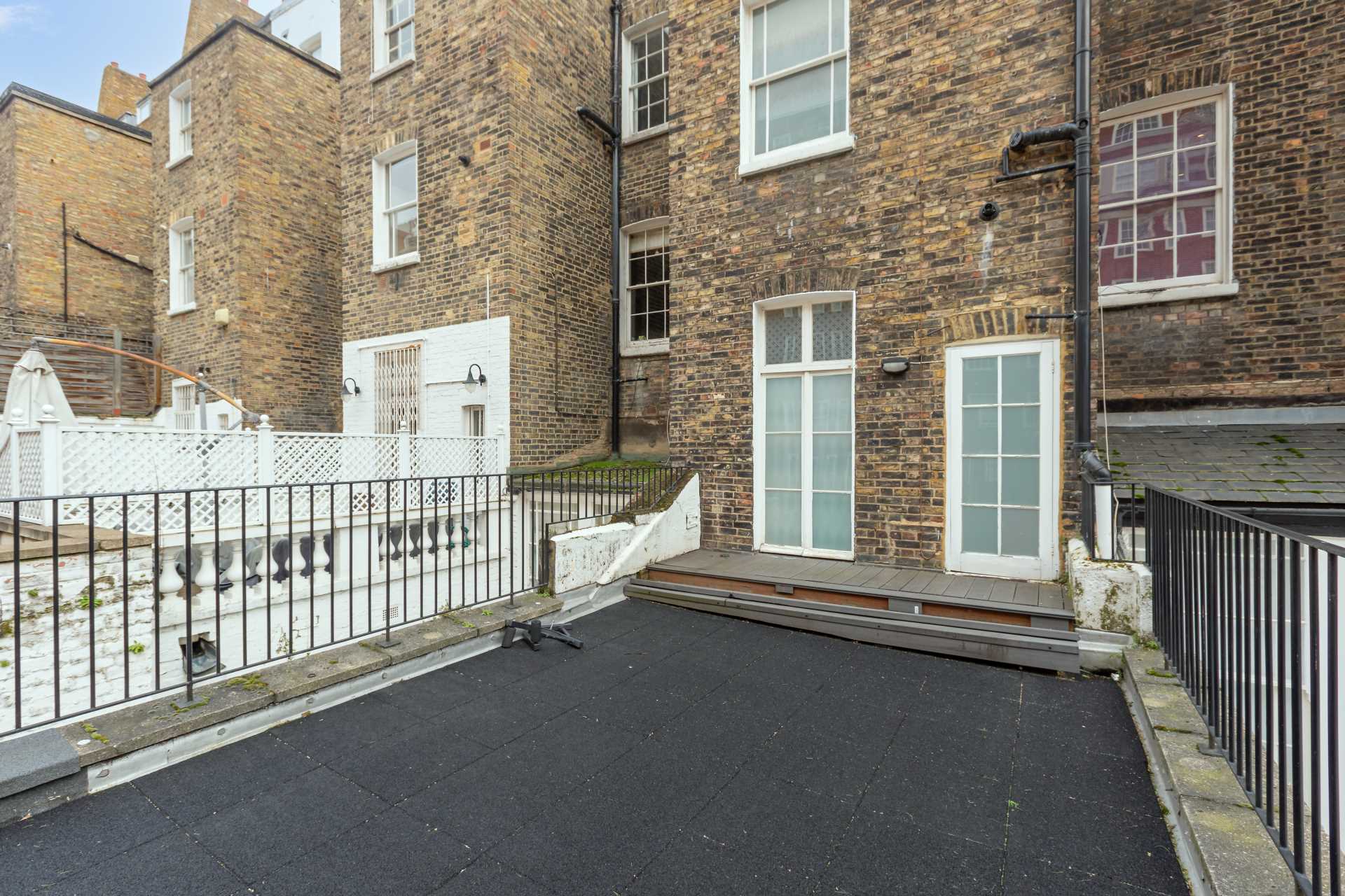 St Georges Square, Pimlico, SW1, Image 9