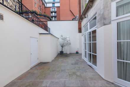 Woods Mews, Mayfair, W1, Image 13