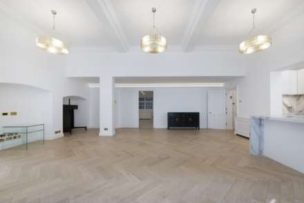 Woods Mews, Mayfair, W1, Image 3