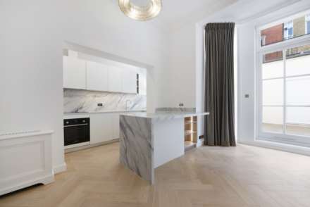 Woods Mews, Mayfair, W1, Image 4