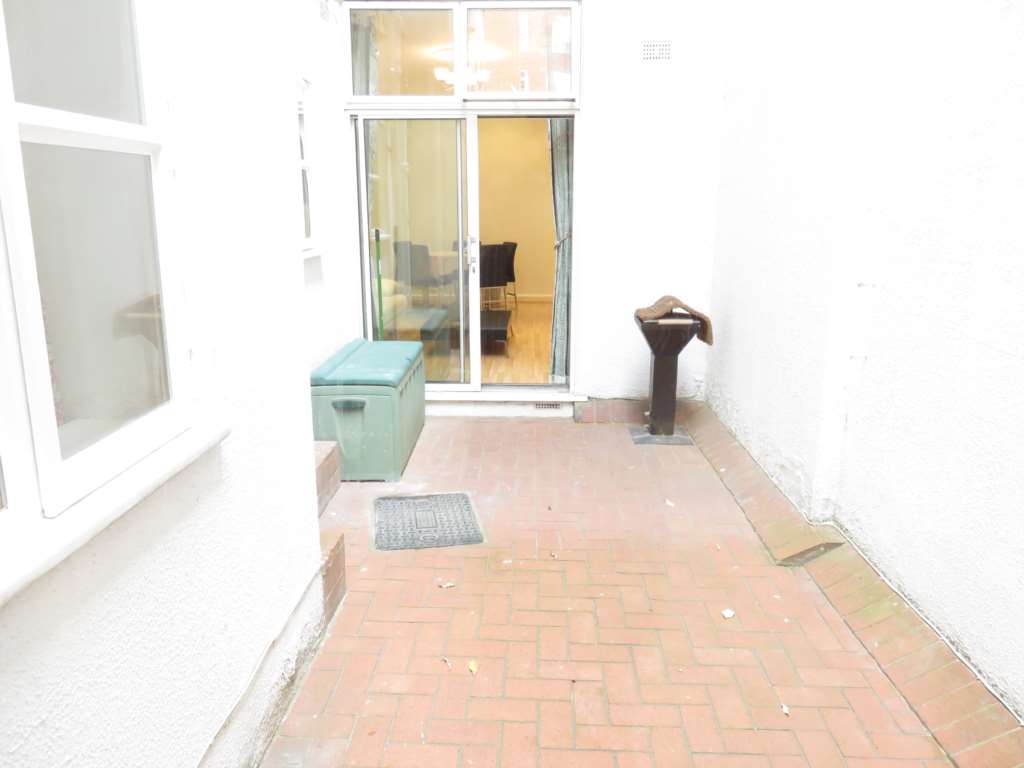 St. Georges Square, Pimlico, SW1, Image 15