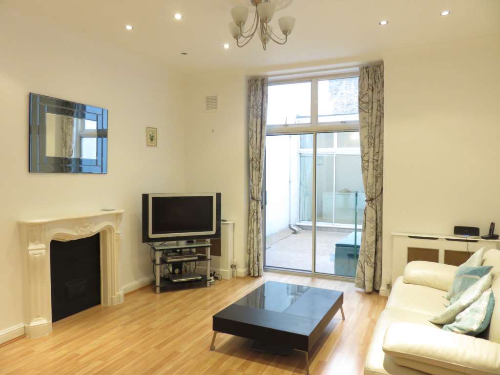 St. Georges Square, Pimlico, SW1, Image 3