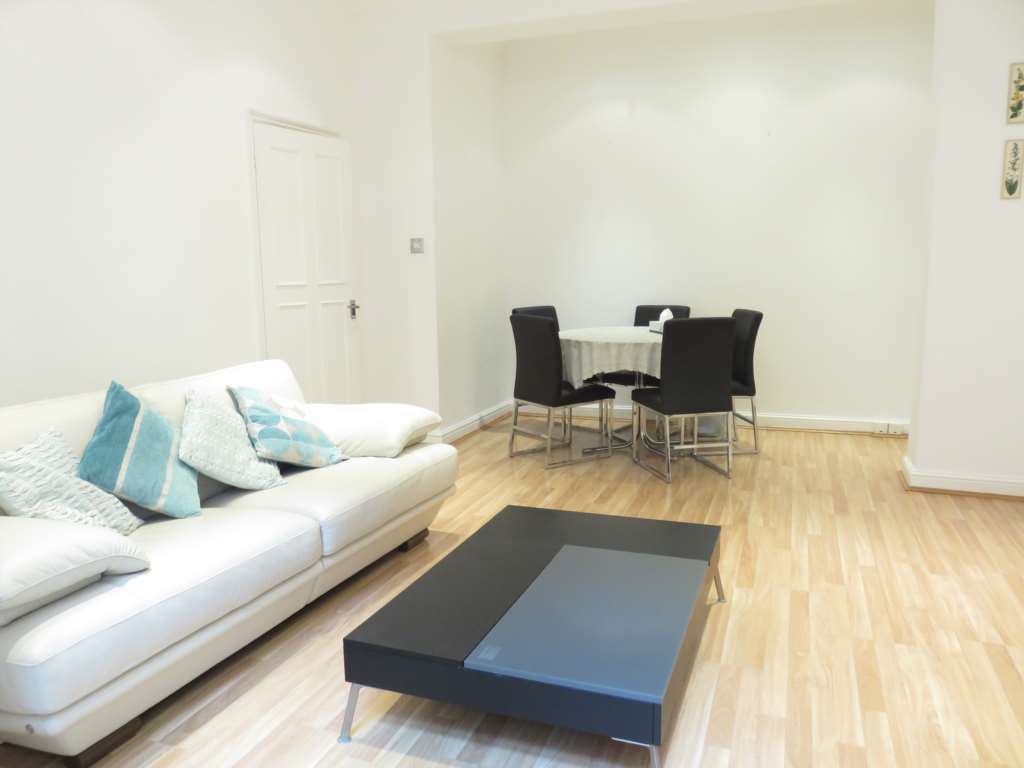 St. Georges Square, Pimlico, SW1, Image 6