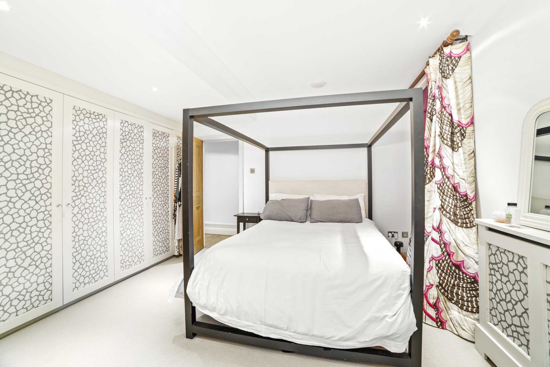 De Vere Gardens, Kensington, W8, Image 14