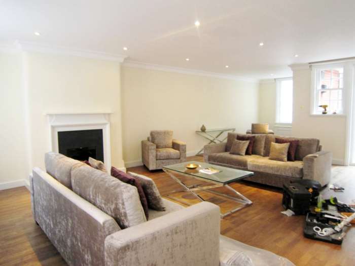 Woods Mews, Mayfair, W1, Image 1