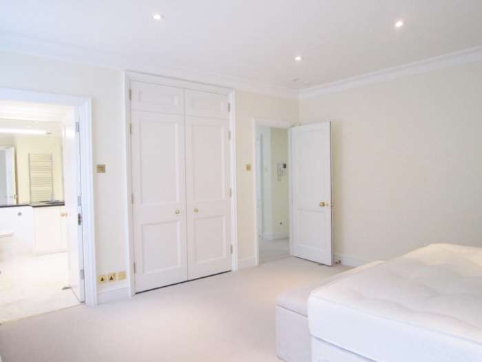 Woods Mews, Mayfair, W1, Image 9