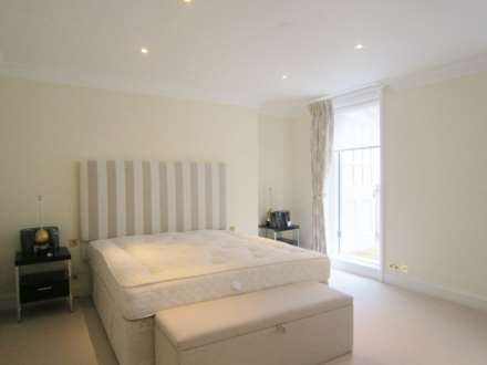 Woods Mews, Mayfair, W1, Image 7