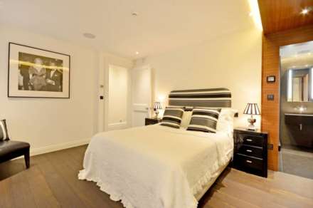 De Vere Gardens, Kensington, W8, Image 8