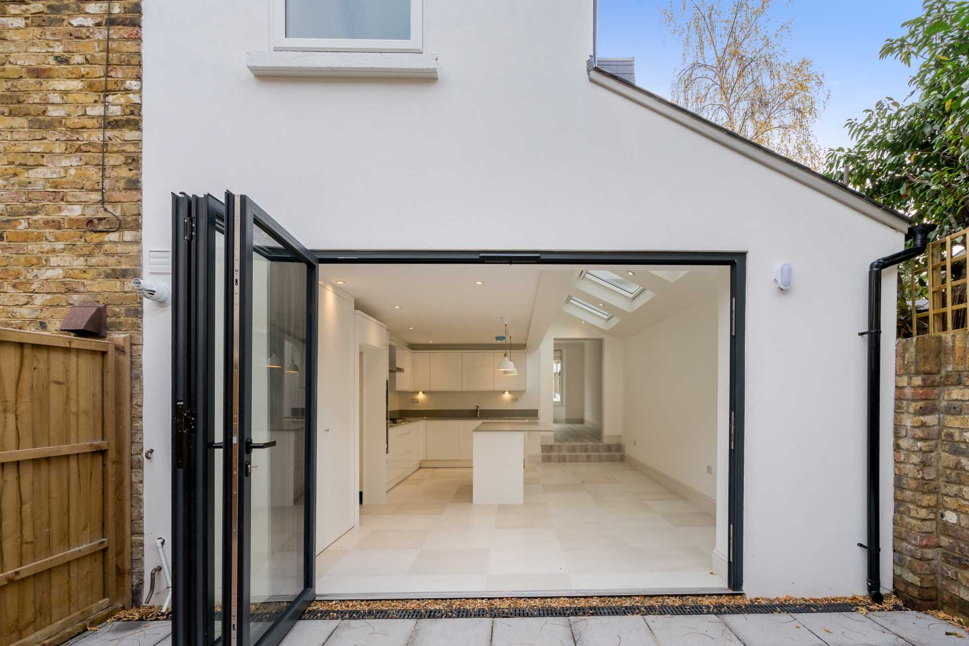 Cobbold Road, Wendell Park, Shepherds Bush, W12, Image 17
